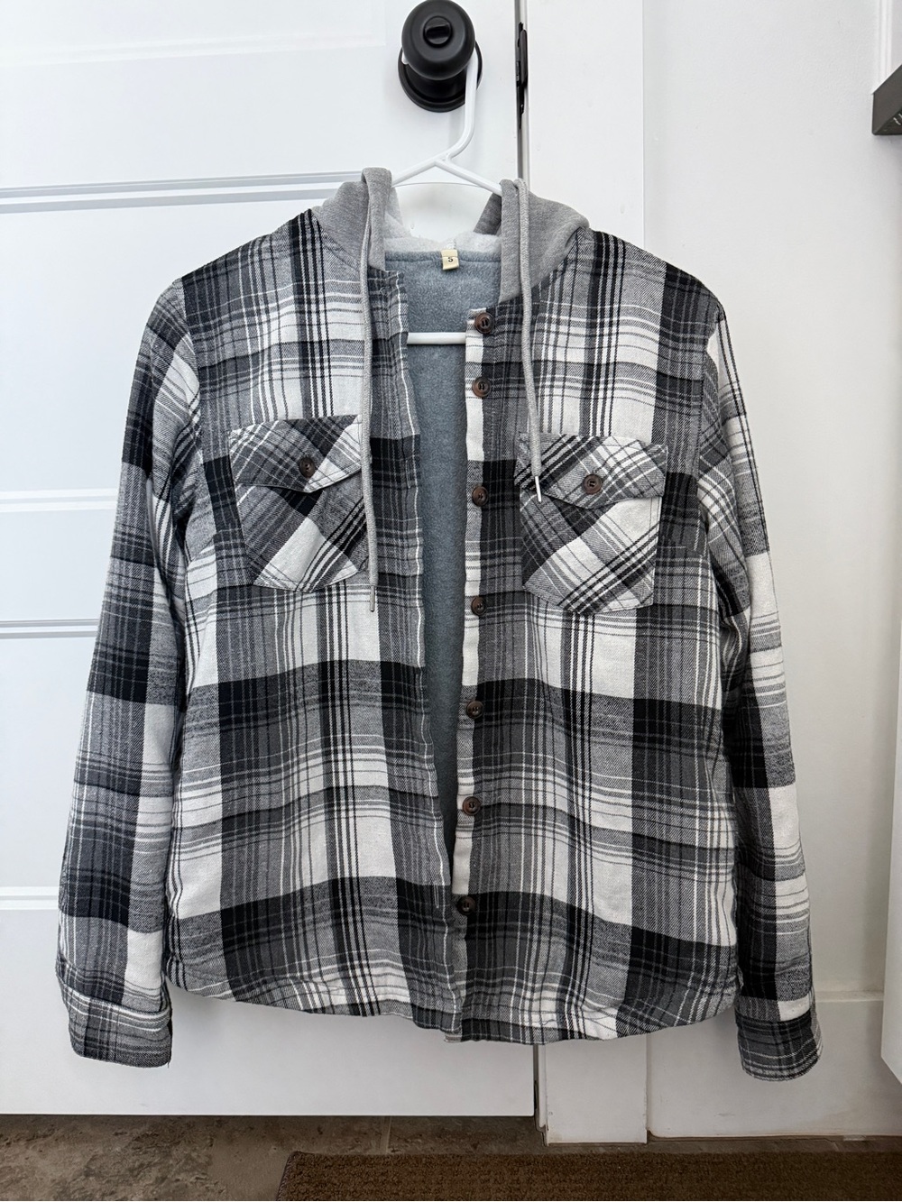 Black & White Plaid Hooded Button-Up Shirt Jacket